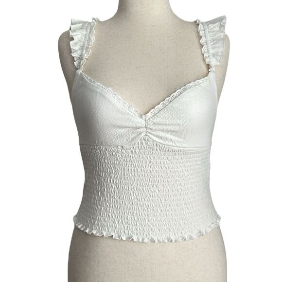 NWT Urban Outfitters Kimchi Blue Sydney Smocked Tank Top White Size XL - Picture 3 of 9